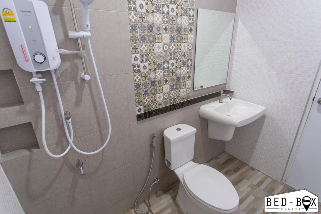 Bed Box Hotel Nakhonratchasima Exterior foto
